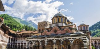 Коронавирусът налази и Рилския манастир