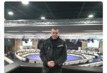 Полицаят Асен Игнатов: Хвърляха по нас шишета с урина, удряха ме с метални пръти