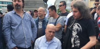 След отказа на Трифонов да прави коалиция с него Черепа го нарече „патерица на хунтата“