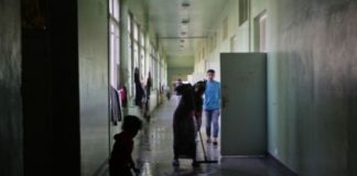 Центровете за мигранти се напълниха до 90% от капацитета си