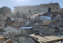 Цунами в Турция и Гърция след труса край Додеканезите, съборени са сгради в района на Измир