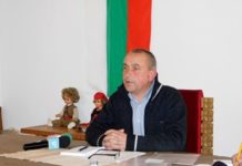 Кметът на Широка лъка, който бе с Борисов и Нанков, е заразен