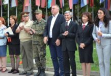 Обвинен в шпионаж съветник на Радев се появи на ученически празник