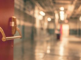 Жена от Бургас почина от легионерска болест след екскурзия в Турция