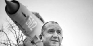 Язовирите се напълниха, докато президентът си пише дипломната работа „Влиянието на самолетите върху изборния процес“