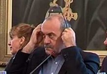 Пак изгониха от пленарната зала депутата Павел Шопов, защото е без маска