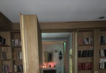 Нелегални заведения държат клиенти за заложници при полицейски проверки