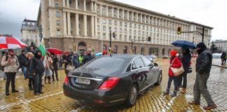 С опозиция като вас Борисов не може да се пенсионира