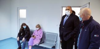 Премиерът обеща модерен скенер и параклис на столичната болница „Св. Анна“