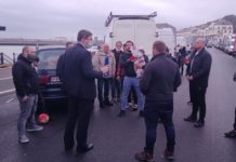 Първите блокирани във Великобритания българи се прибират днес