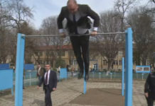 Симпатизанти на ПП/ДБ и видни протестъри за Радев: „Окаяно човече с пагони, съжалявам, че съм дал два пъти гласа си за теб“, „Сопол“, „Позор“, „Путиноиден офицер“