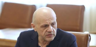 Томислав Дончев: Популизмът дава прости и лесни, но манипулативни и неадекватни отговори