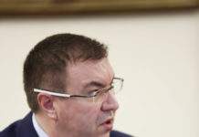 Костадин Ангелов: Ако президентът Радев мисли за България, трябва максимално бързо да издаде указ за публикуването на закона за „Лукойл“