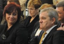 Защо никой не може да се опъне на Борисов