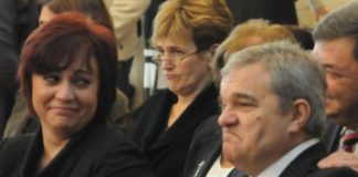 Румен Петков заряза Нинова, пристана на Стефан Янев