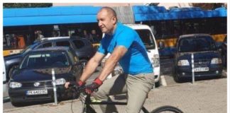 Соцреализмът е жив ! И онзи див копнеж по трамваите (ВИДЕО)