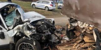 Бургазлия загина след удар на джип във фургон