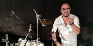 Барабанистът на „Канарите“ влиза в затвора, карал дрогиран