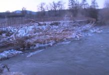 Ново плаващо сметище в Струма