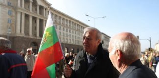 Когато държавният ти глава определи Лупи, Манолова и Дионисий като „Братството на почтените хора“…