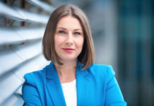 Управителката на „Нова броудкастинг груп“ се оттегля заедно с братя Домусчиеви