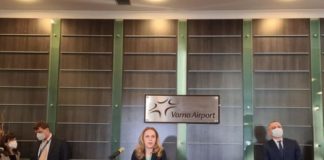 Марияна Николова: Изплатихме 3,5 млн. лв. на туроператори за чартърни полети
