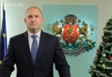 Жалък провинциален напън