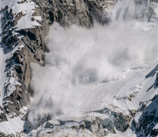 Висока лавинна опасност в Пирин