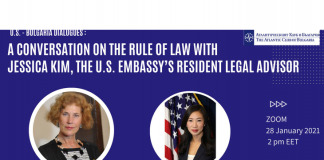 Елена Поптодорова говори за върховенството на закона с Джесика Ким. Сюрреалистично е, става за сюжет за гоблен