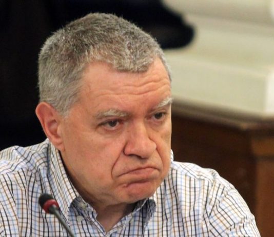 Проф. Михаил Константинов: Само 1% от Европа гласува с машини, с нас стават 2