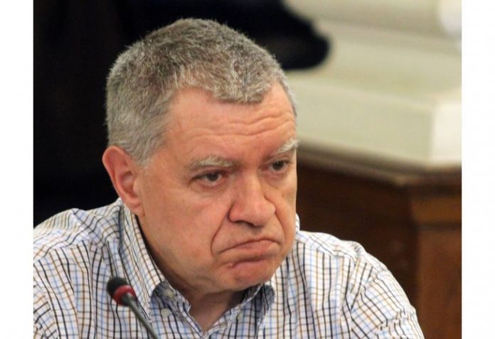 Михаил Константинов