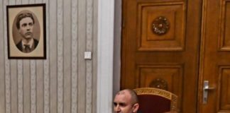 Какви ли не политически измамници ни обясняват какво искал да каже Левски