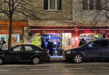 Издирват бандитите, ограбили магазин снощи в София