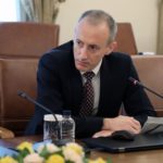 Министър Вълчев: Има залитане към чуждите езици, проблем са математиката и природните науки