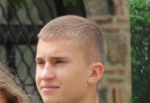 Премиерът защити сина на Радев: Момчето е рядко готино, оставете го на мира! /видео/