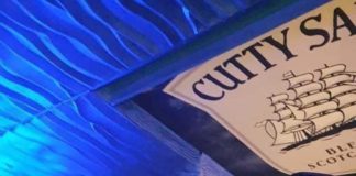 Дрогираният шофьор, който устрои гонка с полицаи в Казанлък и едва не ги сгази, бил активист на БСП