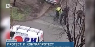Протест в Казанлък срещу уволнението на полицаи, набили дрогиран шофьор
