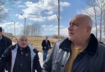 Премиерът проверява пречиствателната станция в Перник