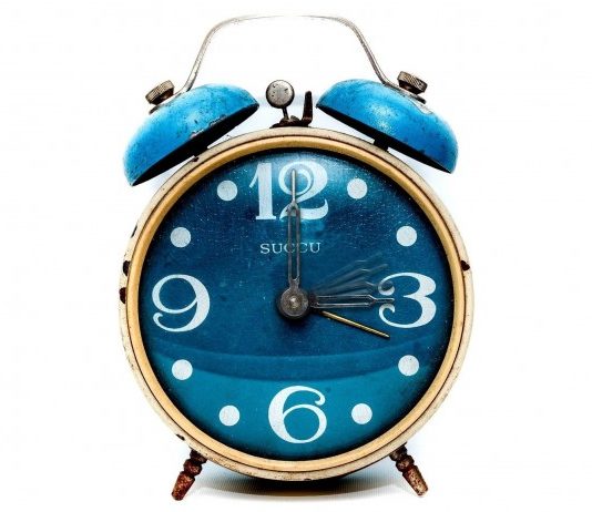 Тази нощ България преминава към лятно часово време