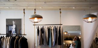 Драстично поскъпване на дрехи и обувки у нас