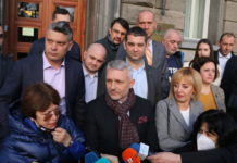 Дръжте Мая и мутрокрасивите постоянно на екран. Това е гаранция, че няма да влязат в парламента