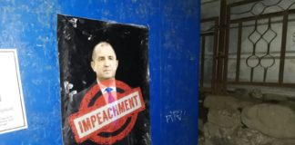 София осъмна с плакати „Радев импийчмънт“ (СНИМКИ и ВИДЕО)