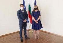 Екатерина Захариева: България подкрепя Чехия по повод незаконните руски действия