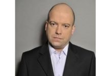 Изгонете родителите от училището!