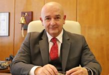 Проф. Венцислав Мутафчийски стана дядо