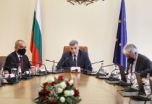 Време е някой да им каже, че нямат мандат от народа за подобни своеволия