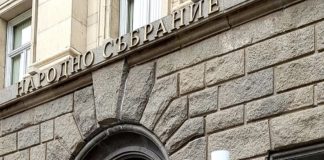 „Утайка“, „клоака“, „Късопишков“, „простак“ в културната дискусия на Костадинов с Пейков и Божанков