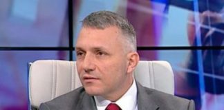 Хаджигенов: Президентът настъпва всеки път една и съща мотика