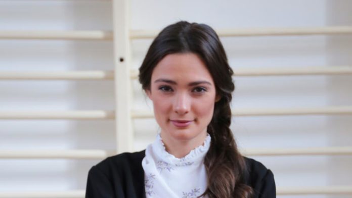 896-504-lorina-kamburova