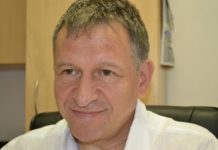 Даряваме ваксини на Бутан, а Кацаров се занимава с разчистване на лични сметки